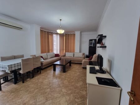 Apartment 3+1+2 for rent at the Cabenj buildings.