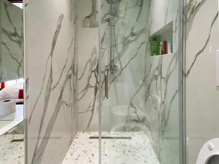 LUXURY APARTMENT FOR RENT IN BLLOK