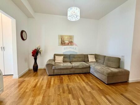 Apartament - Për Qira - Touch of the Sun, Tiranë