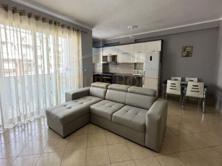 Rent, Apartment 2+1+2, Unaza e Re