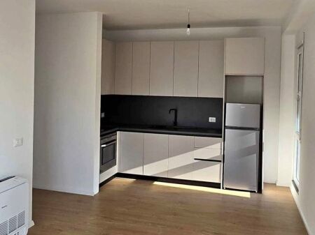  Ufficio in Affitto 2+1+2 + Parcheggio – Don Bosko (Via Egnatia) 
