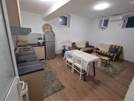 Jepet Apartament 1+1 me Qira
