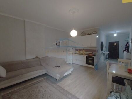 Shitet Apartament 1+1 , Yzberisht, Tirane.