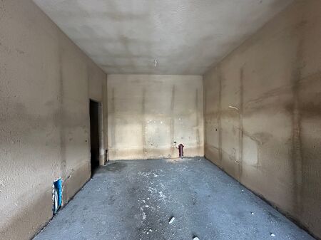 OKAZION Shitet apartament 2+1 me verande te Univers City