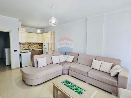 Apartament 1+1 Astir