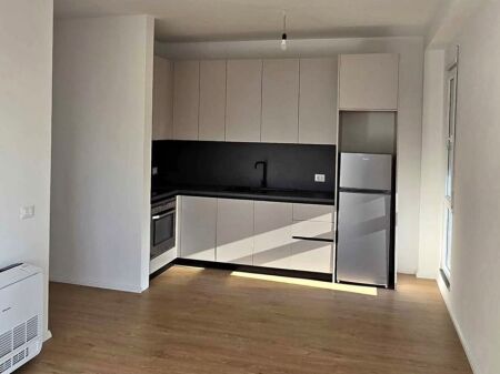 Ufficio in Affitto 2+1+2 + Parcheggio – Don Bosko (Via Egnatia)