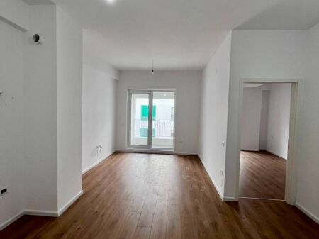  SHITET Apartament 1+1  Rezidenca Kaimi, Ali Demi  Rruga "Pasho Hysa"   