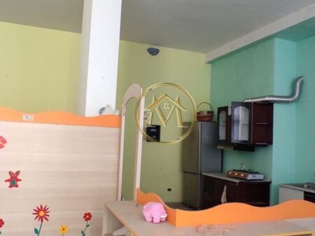 Shitje | Ambjent Biznesi | Fresku | 150.000 €