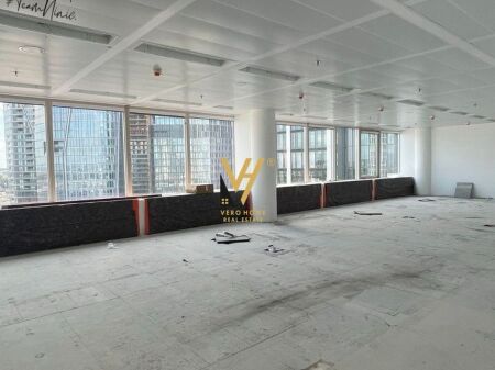 LOCALE COMMERCIALE 200 M2 IN AFFITTO PRESSO CASA ITALIA 150.000 LEKE