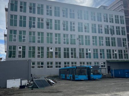 Edificio in Affitto.