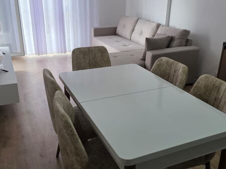 Apartament 2+1 me qira tek Univers City!