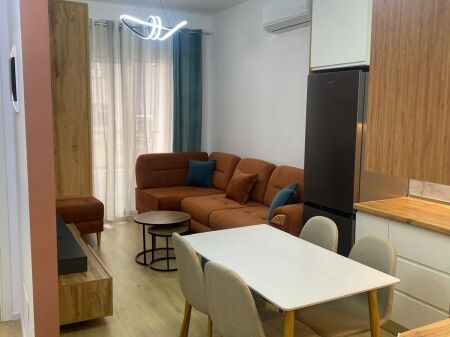 Entrance for rent 1+1