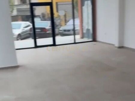 LOCALE COMMERCIALE IN AFFITTO PRESSO SIMA COM