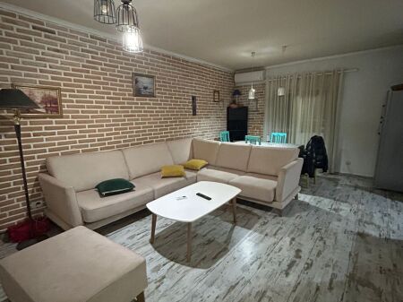 Apartament 2+1 per qira Komuna e Parisit !