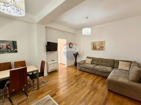 Apartament 2+1+Parkim me qera Touch The sun