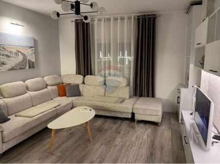 Apartment 2+1 for rent Zogu I Boulevard