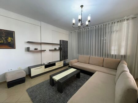APARTAMENT 2+1 PER QERA NE KAMEZ