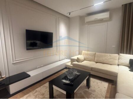 Rent, Apartment 2+1+ Parking space, Qemal Stafa, Tirana