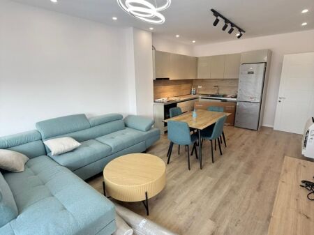 APARTAMENT 2+1 PER QERA TEK UNIVERS CITY