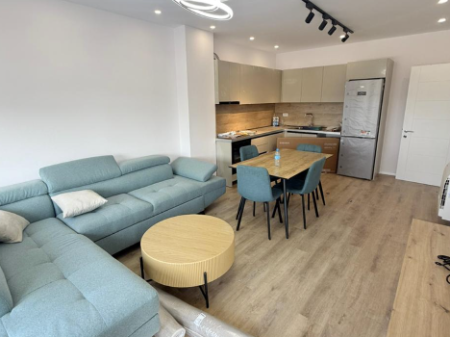  APARTAMENT 2+1 ME QIRA – UNIVERS CITY