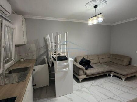 SHITEN 2 APARTAMENTE 1+1,RRUGA E BARRIKADAVE