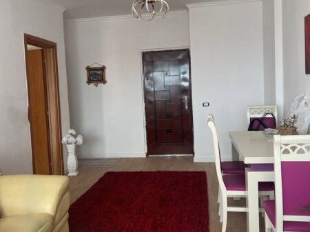 Apartament 2+1 per shitje ne Fresk