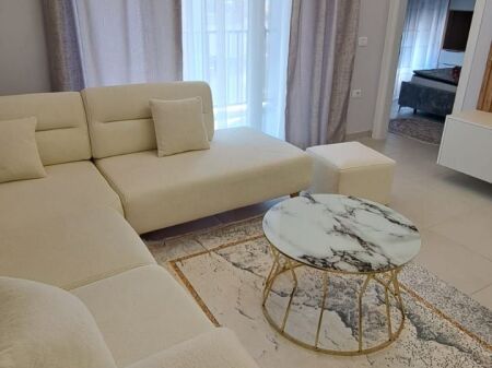 Jepet me qira apartament 2+1