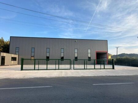 MAGAZZINO IN AFFITTO SULL'ASSE VORE - MARIKAJ