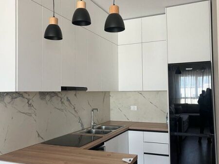 Jepet me qira apartament 1+1 tek Kompleksi Aura