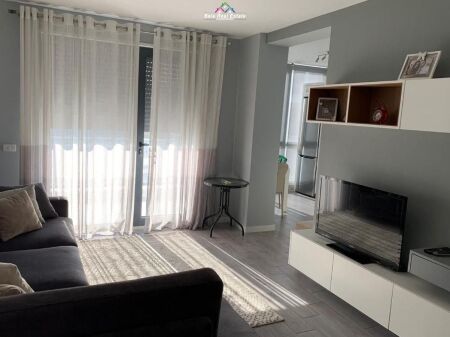 Apartament Me Qera 2+1 Tek Ish Parku ( ID B2201796) Tirane