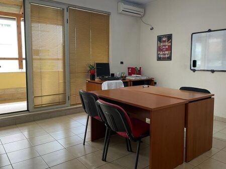  Ufficio in Affitto a Don Bosko