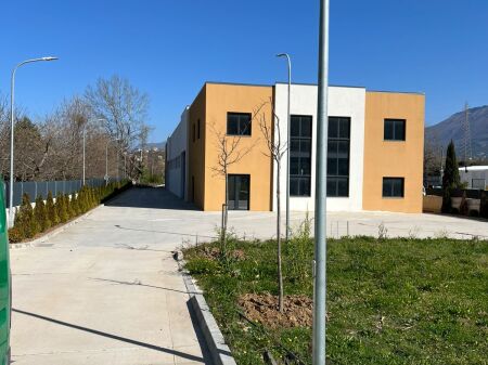 Capannone in affitto – Autostrada Tirana-Elbasan (Vicino a TEG)