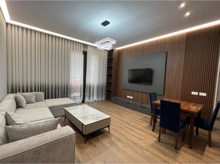 Apartament Luksoz 1+1 me qera Kompleksi Delijorgji