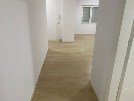 Appartamento 2+1+2 in affitto in Via Kosovarëve