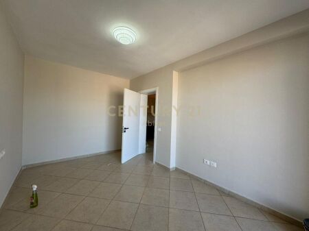 APARTAMENT 1+1 ME QIRA NE KOMBINAT