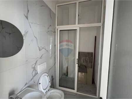 Shop for rent – Kamez Roundabout