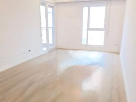 Apartament per shitje prane Shkolles se Kuqe
