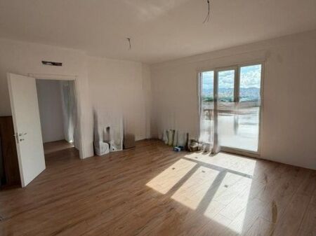 Apartament 1+1 per shitje ne Paskuqan 85,000 €