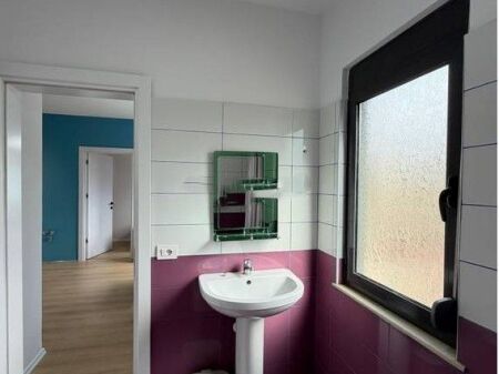 APARTAMENT 1+1 PRANE CASA ITALIA,PER SHITJE!