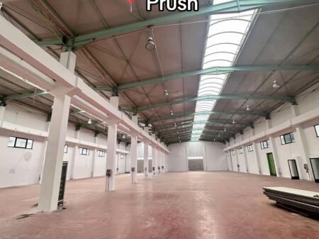 Capannone in affitto Prush