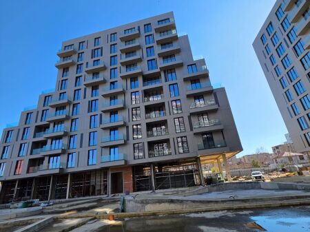 Rezidenca Golden Gate Mbi Maternitetin E Ri Shitet Apartament 2+1+2