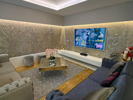  Apartament 3+1+2 për Shitje – pranë Stadiumit Air Albania