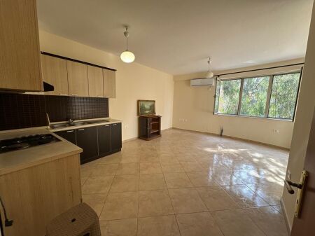 🏢Selvia, near Hotel Black Diamond, apartment 2+1+2 for rent, partially furnished 70,000 Leke