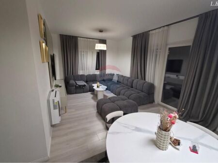 Jepet me qira apartament 2+1 tek Kodra e Diellit!