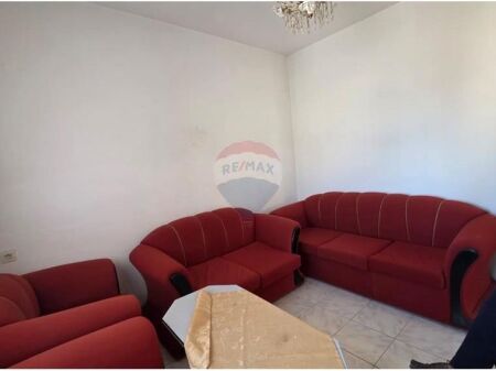  Apartament 1+1 për Shitje – Vlorë 