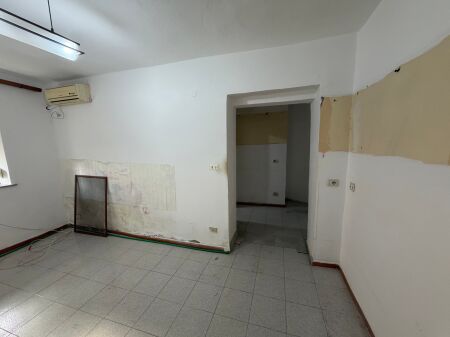 Opportunity, gas station at the Institute of Hygiene, Elbasan road, 69 thousand euros