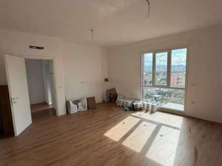 Apartament 1+1 per shitje ne Paskuqan