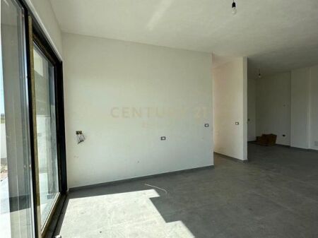EXCLUSIVE! INDIVIDUAL VILLA WITH POOL FOR SALE IN LALZ BAY! 340,000€