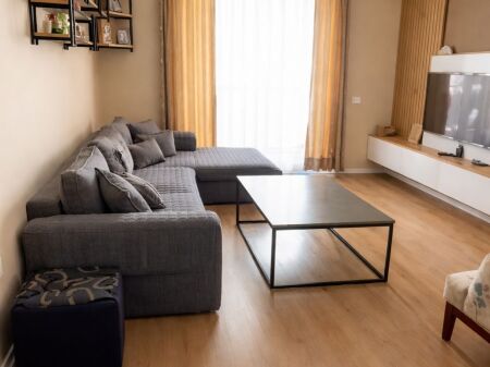  Apartament 3+1+2 me qira te Grand Gallery YZBERISHT