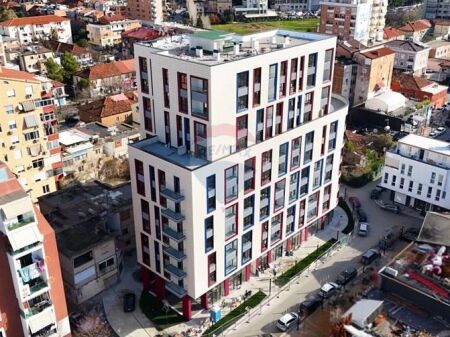 Shitet apartament 2+1 -Komuna e Parisit ID: 530261060-1998